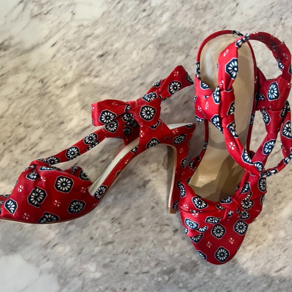 RAYE x House Of Harlow 1960 Maxine Heel - revolve